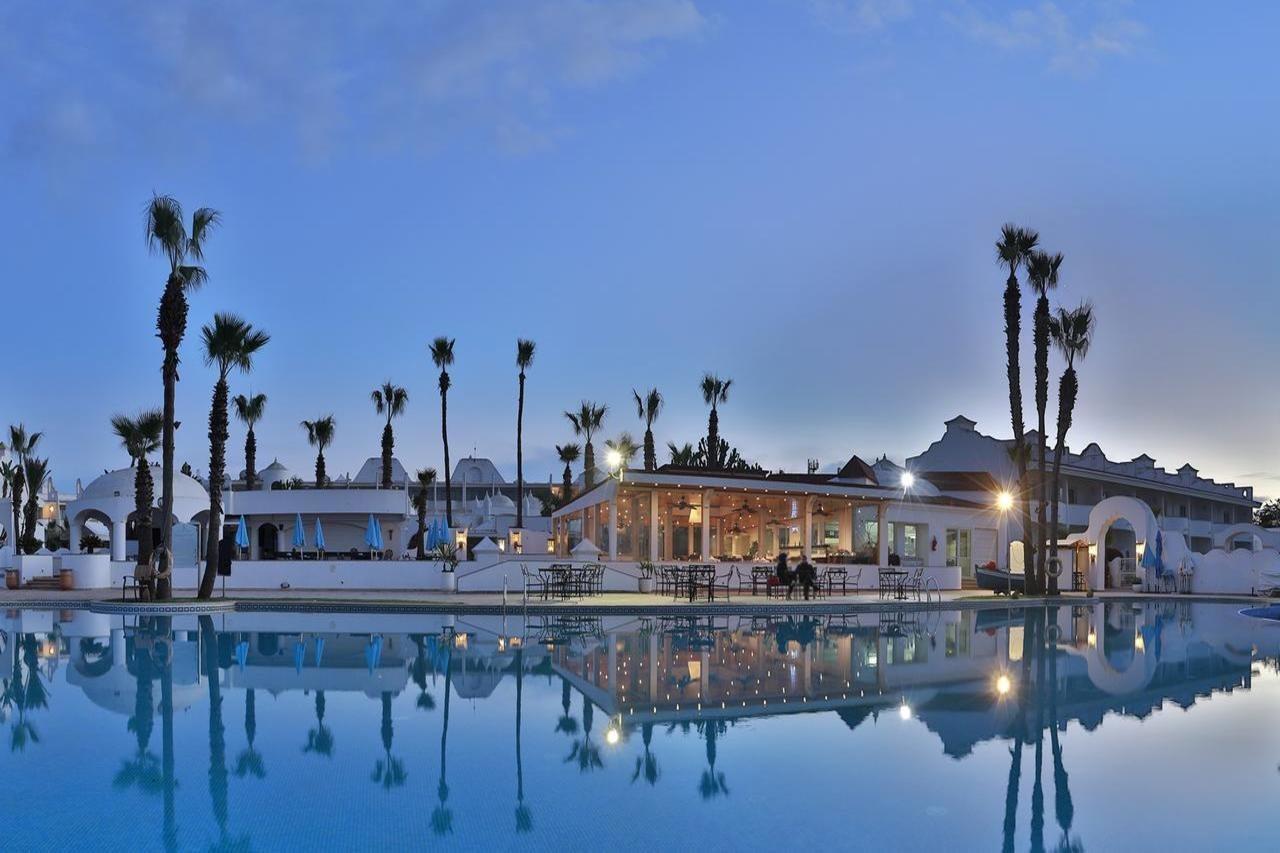 L' Amphitrite Palace Beach Resort & Spa Skhirat Esterno foto